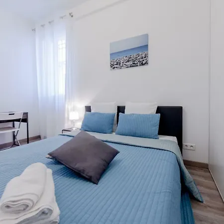 Center Barralis Apartment *